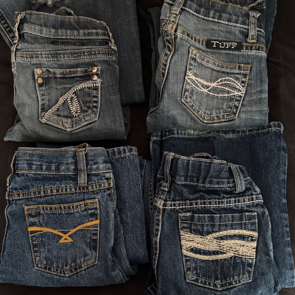 Cowgirl Tuff Blue Jeans with Embroidery